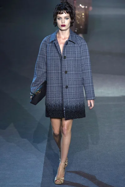 Look 21